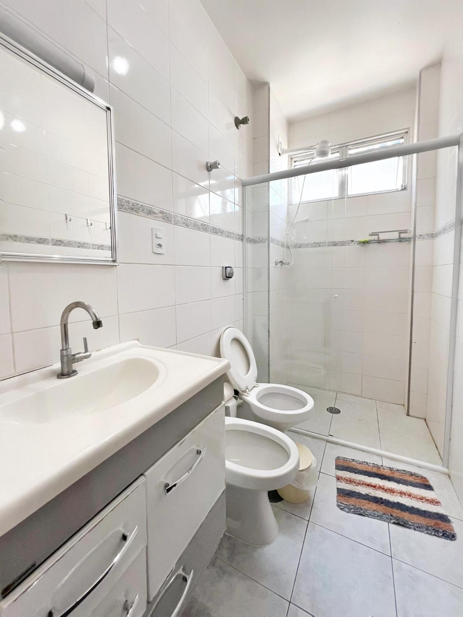 Pitangueiras Seaview: Spacious 4-Bedroom Apartment Steps from the Beach Guaruja Exterior photo